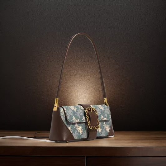 High-End Retro Baguette Bag for Women 2025 Spring Popular Fashion Shoulder Bag Casual Versatile Niche Armpit Bag