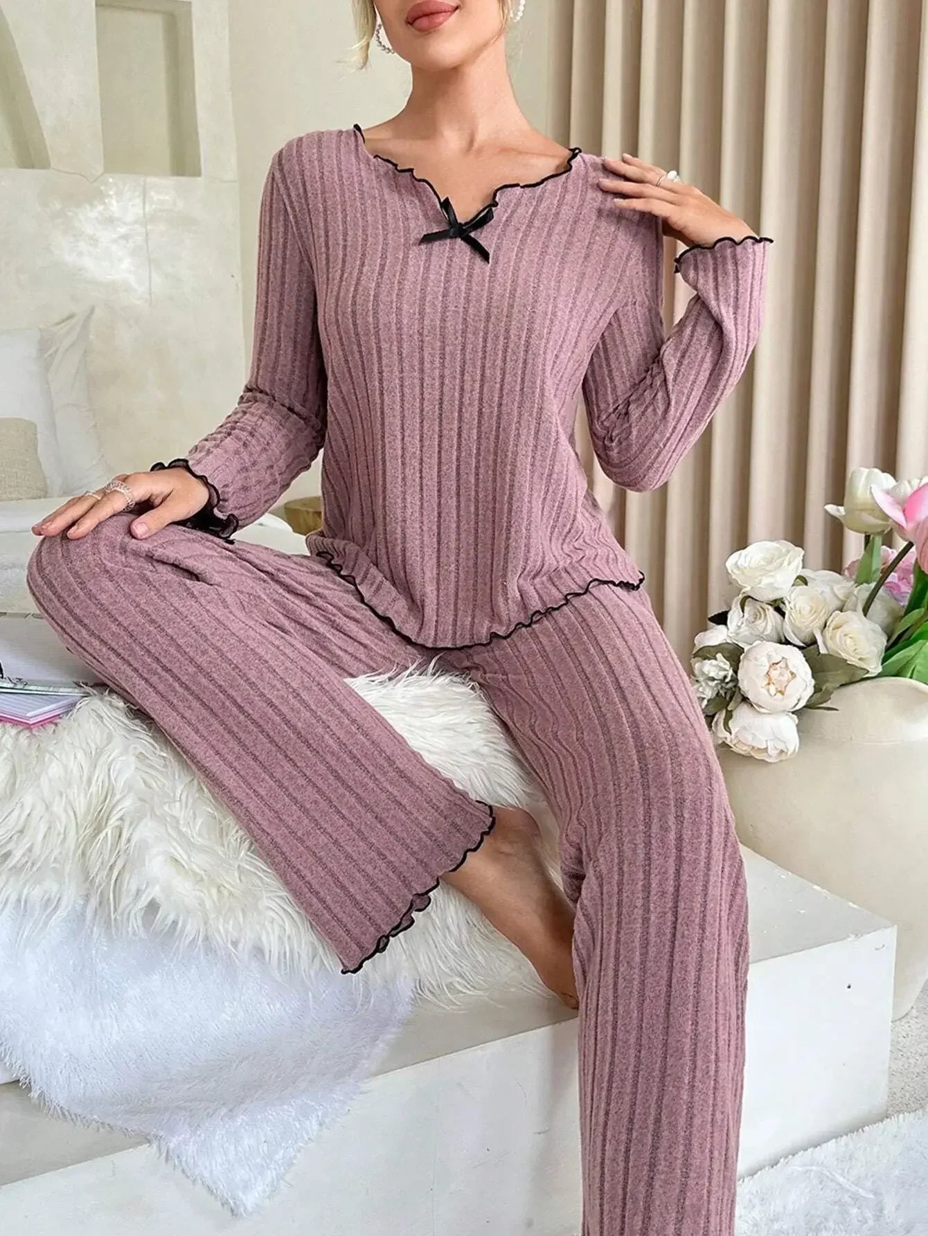 Autumn Winter Warm Flannel Pajamas Set Women Sleepwear Long Sleeve T-shirt Top and Trousers Casual Homewear Loungewear