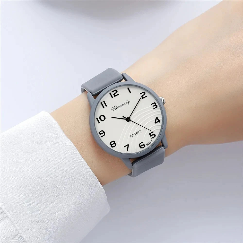 Fashion Arabic Dial Women Watches Simple Silicone Band Ladies Quartz Watch Sports Ladies Clock Wristwatches