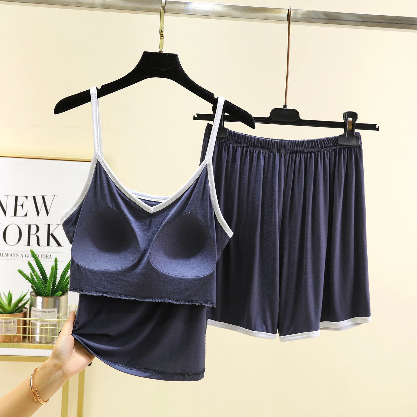 Modal Thin Women's Nightgown Set with Chest Pad V-Ne ort Pants Two-Piece Suit Home Clothes Outdoor Wear No Bra Needed