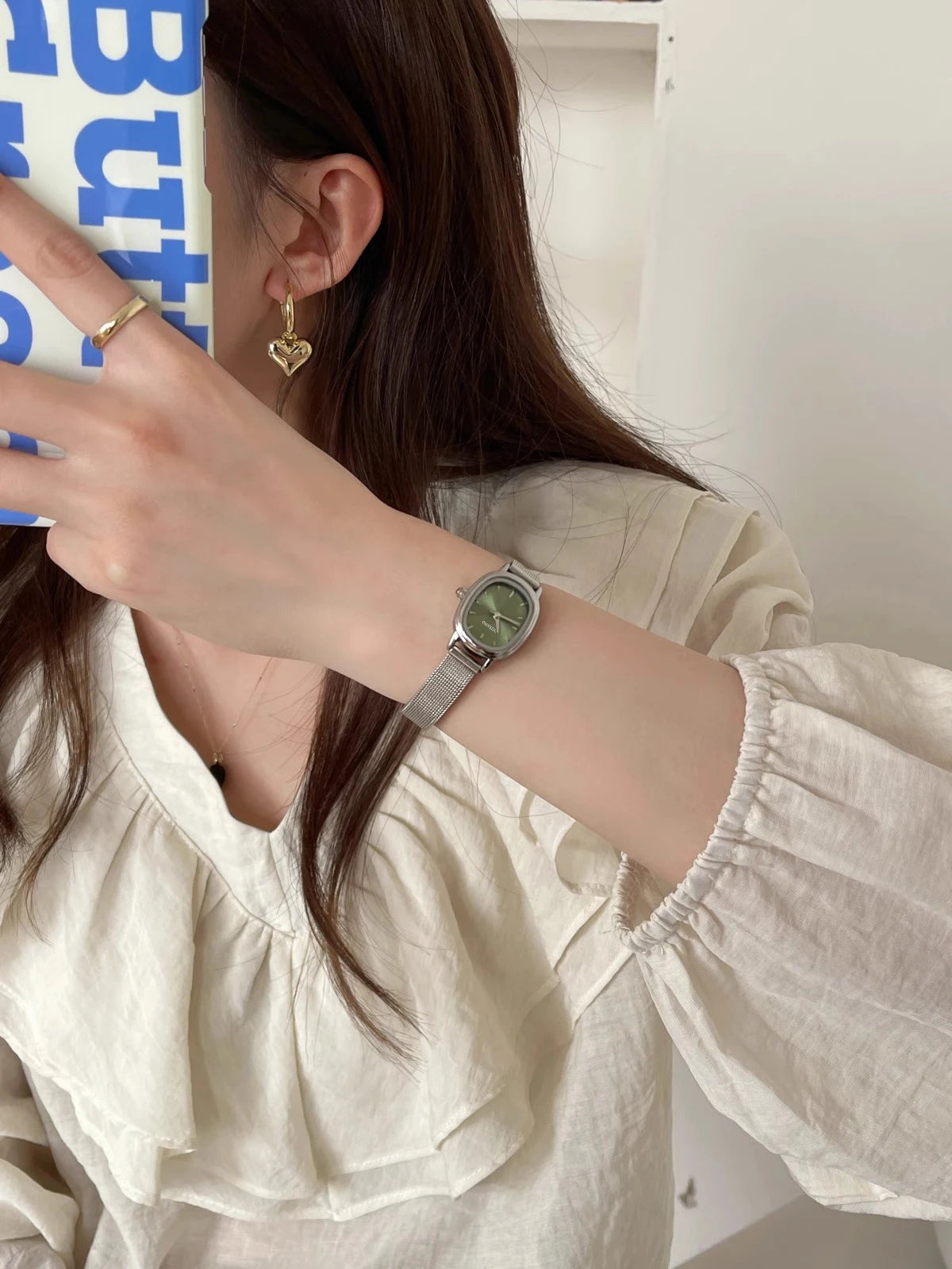 New Elliptic Watch Women Retro Fashion Ladies Quartz Wrist Watch Student Simplified Net Belt Watch Relojes Para Mujer Montre