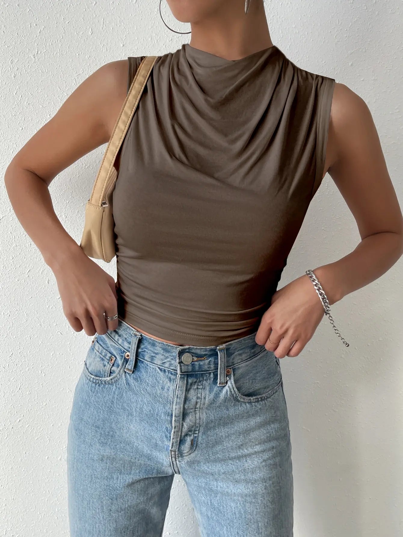 Women's Casual Pleated Design Top Summer Fashion Street Style Solid Color Slim Half High Neck Sleeveless T-Shirt Top