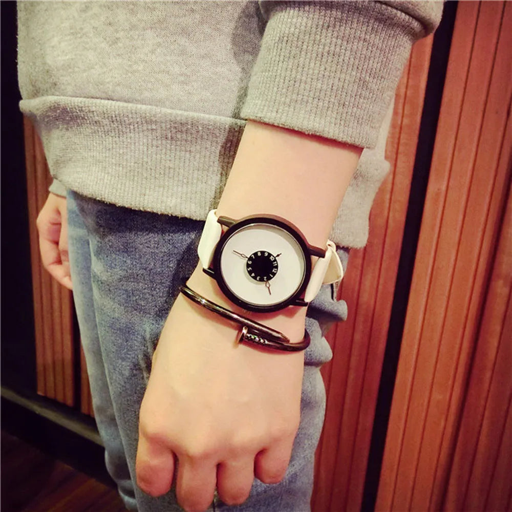 Minimalist Women's Watch Black and White Neutral Style Fashion Watch Elegant Women Watch Atmosphere Quartz Watch 2024