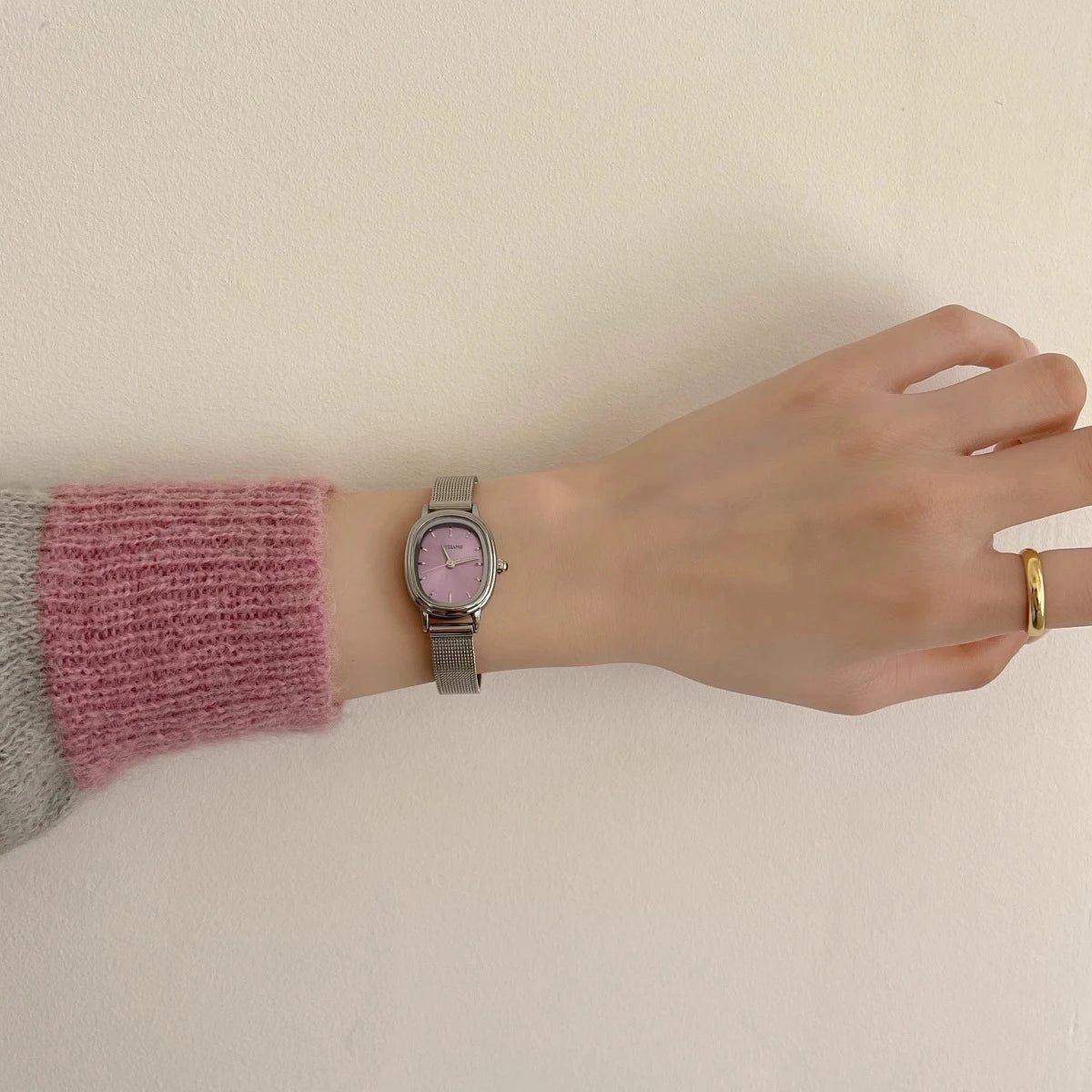 New Elliptic Watch Women Retro Fashion Ladies Quartz Wrist Watch Student Simplified Net Belt Watch Relojes Para Mujer Montre