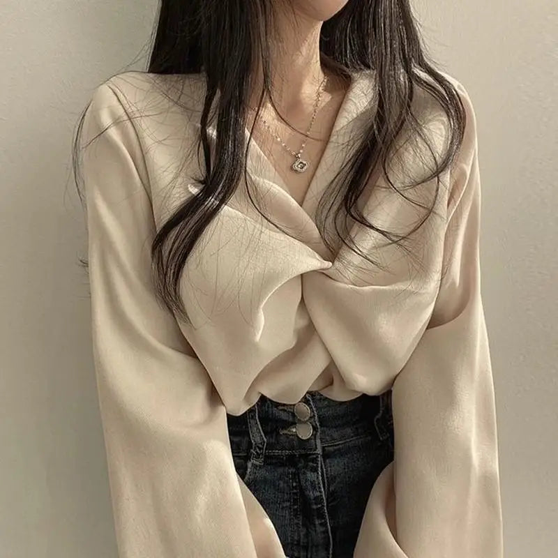 Korean Sle Pleated V-Ne Long Sve irt Women's Spring Autumn New Design Sensation Small ence Age Reduction Top