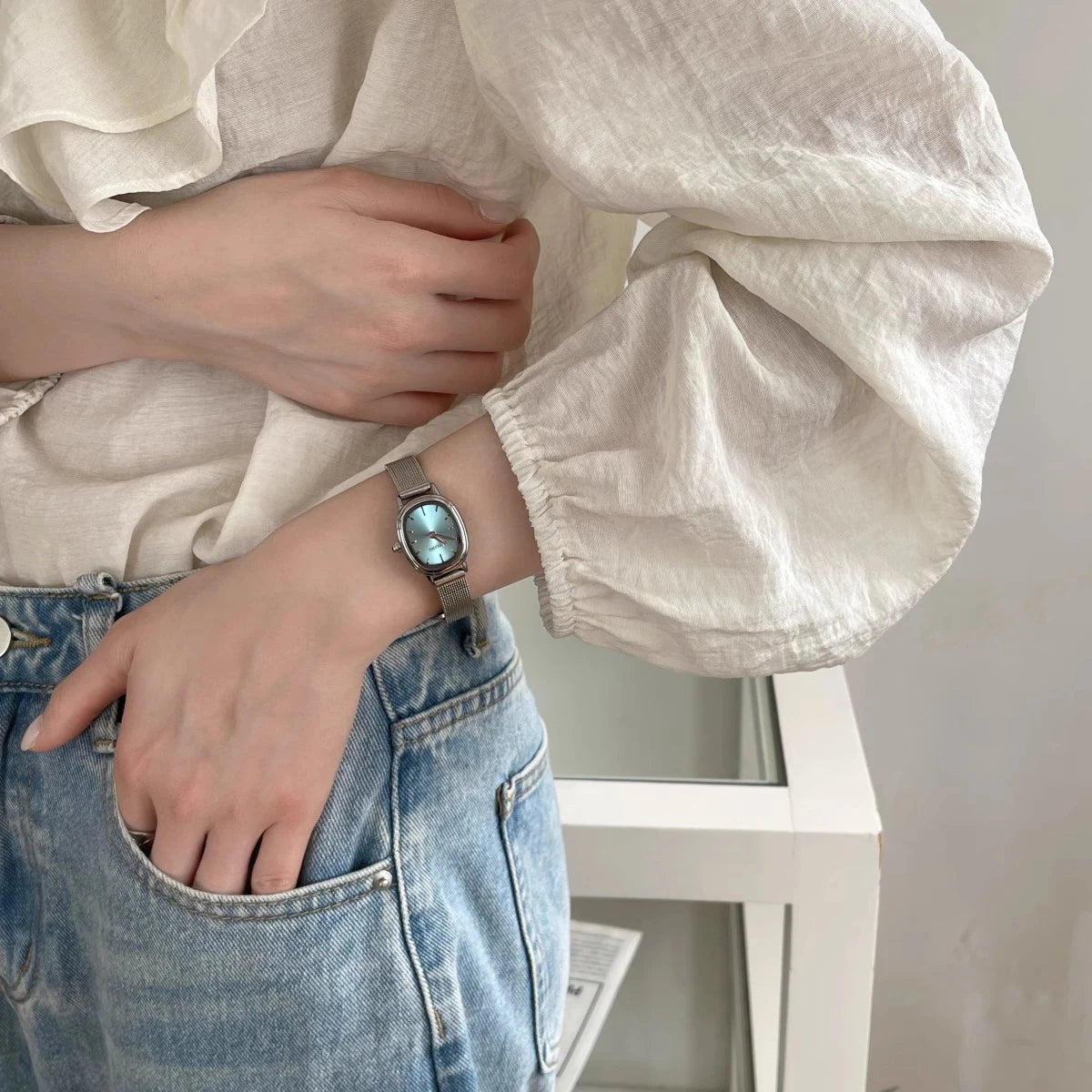 New Elliptic Watch Women Retro Fashion Ladies Quartz Wrist Watch Student Simplified Net Belt Watch Relojes Para Mujer Montre