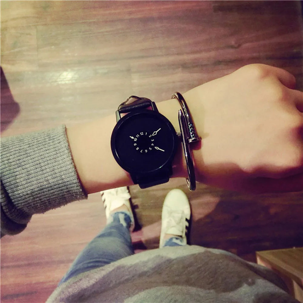 Minimalist Women's Watch Black and White Neutral Style Fashion Watch Elegant Women Watch Atmosphere Quartz Watch 2024