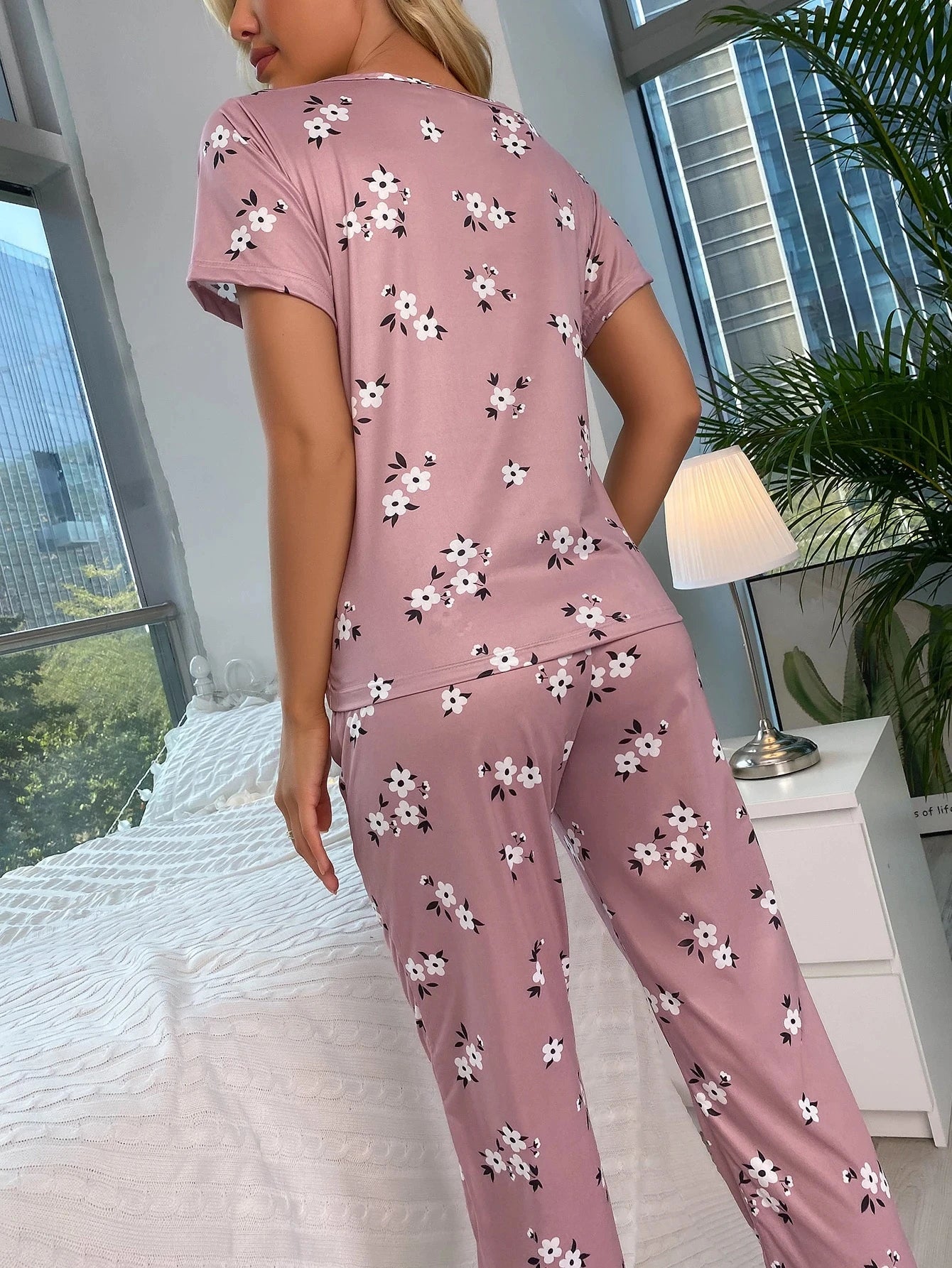 Women's Pajamas Set Milk Silk Printing Pajam Short Sleeve Round Neck Long Pants Lightweight Homewear Loungewear Floral Nightwear