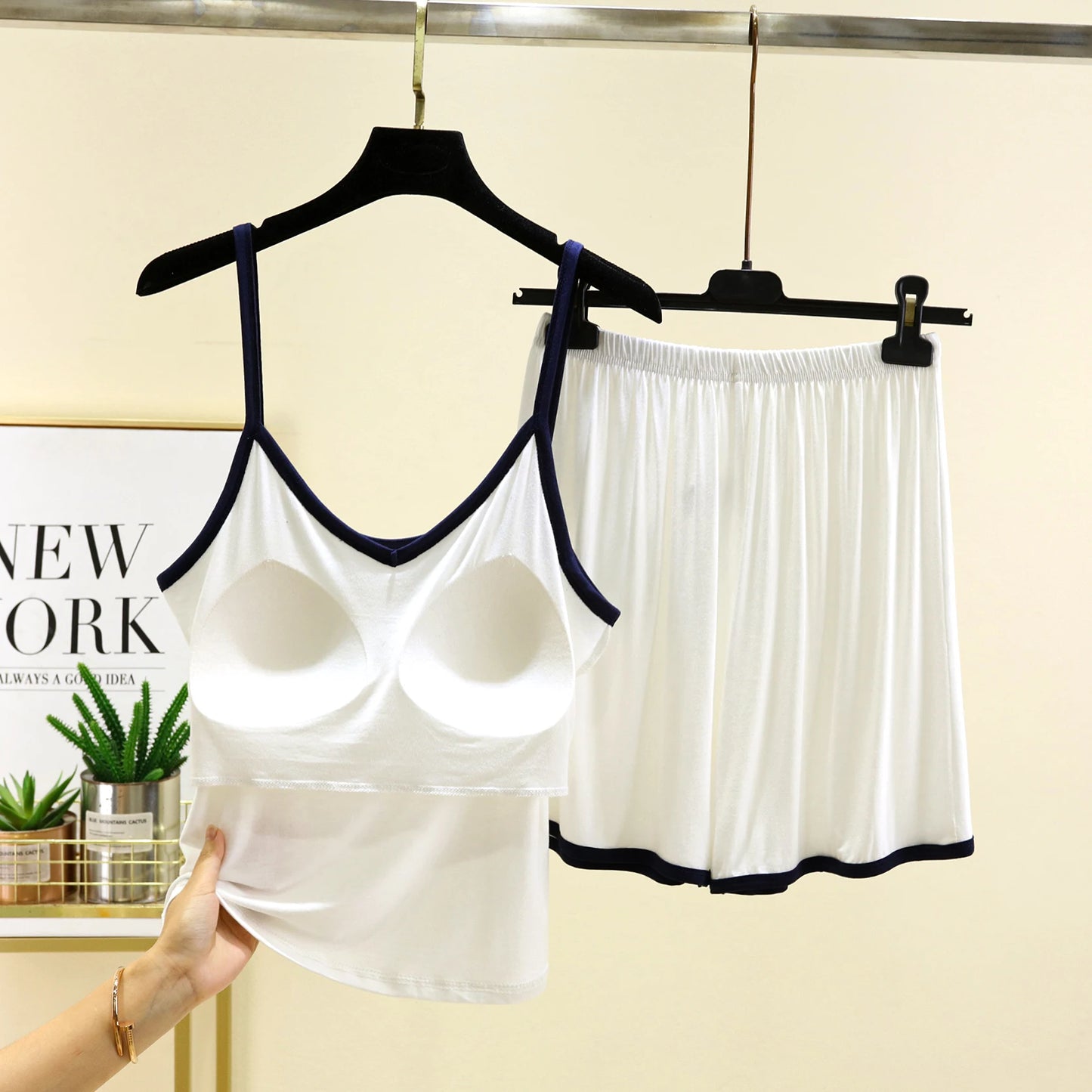 Modal Thin Women's Nightgown Set with Chest Pad V-Ne ort Pants Two-Piece Suit Home Clothes Outdoor Wear No Bra Needed